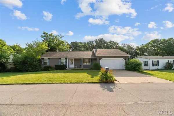 1437 Castle Mill DR, Arnold, MO 63010