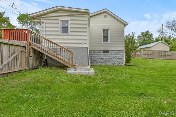 302 Bogy ST, De Soto, MO 63020