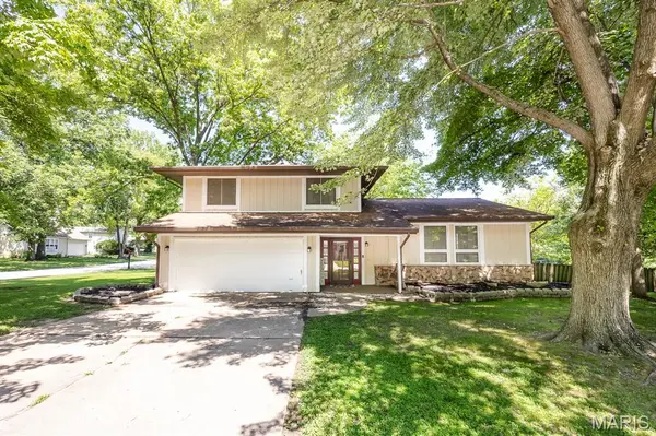 78 Depot DR,  Glen Carbon,  IL 62034