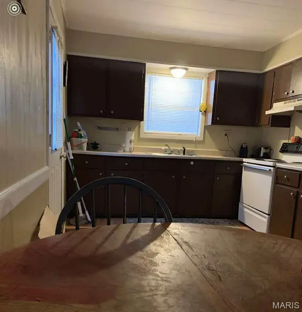 1005 Burford CT, Doniphan, MO 63935