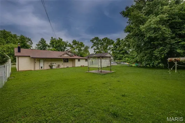 802 Camilla ST, Park Hills, MO 63601