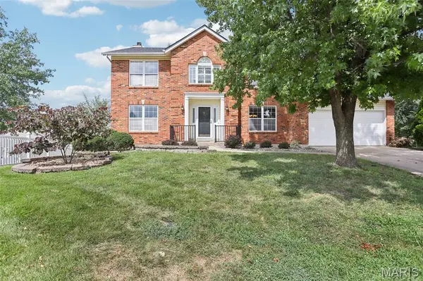 25 Whinhill CT, St Peters, MO 63304
