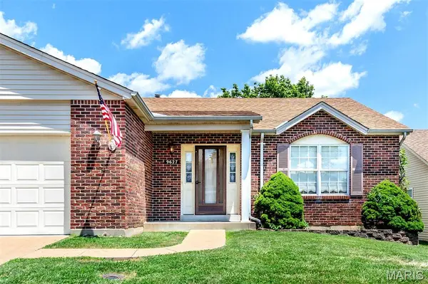 9627 Chamblin DR, Affton, MO 63123