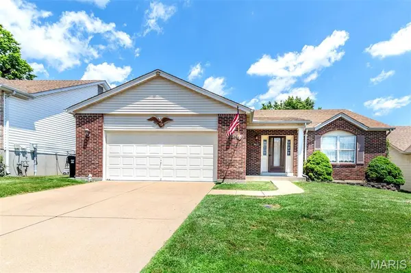 9627 Chamblin DR, Affton, MO 63123