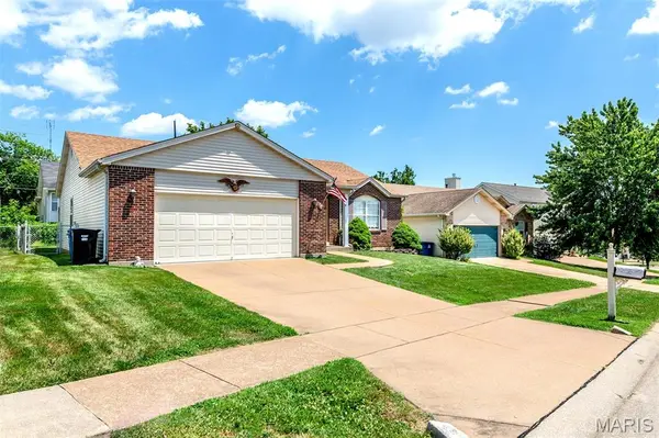 9627 Chamblin DR, Affton, MO 63123