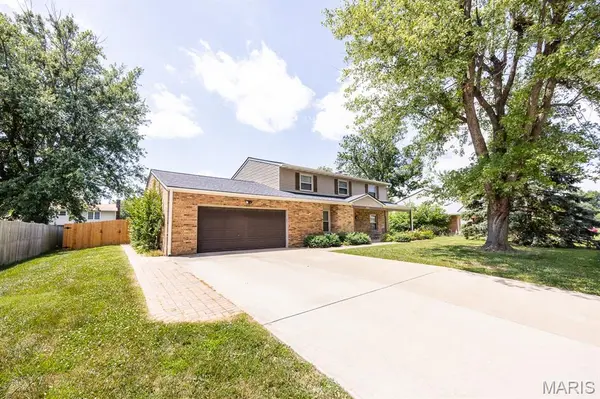 813 Reiss RD, O'fallon, IL 62269