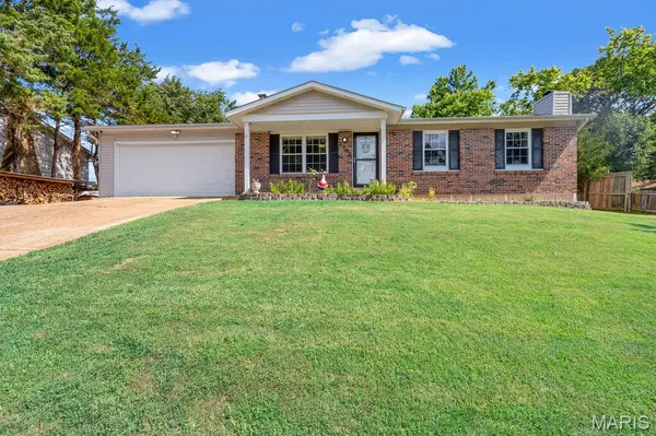 2302 Crystal Wood DR, Arnold, MO 63010