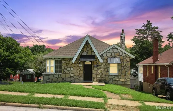 6953 Glenmore AVE, Velda City, MO 63121