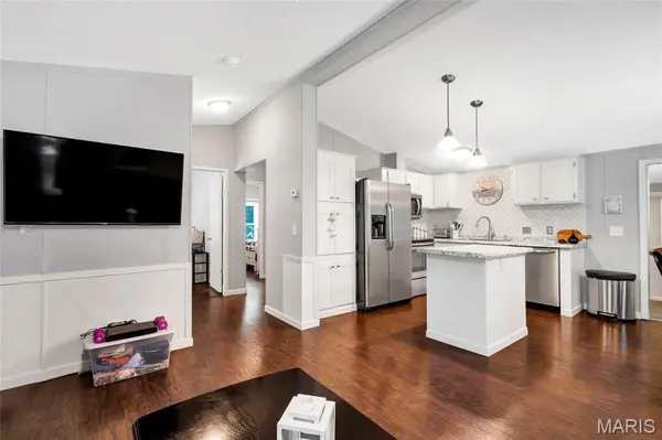 21136 Blackberry RDG, Warrenton, MO 63383