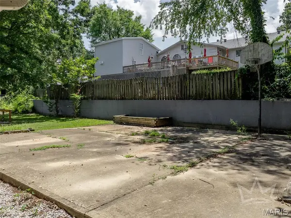 2138 Inman RD, Poplar Bluff, MO 63901