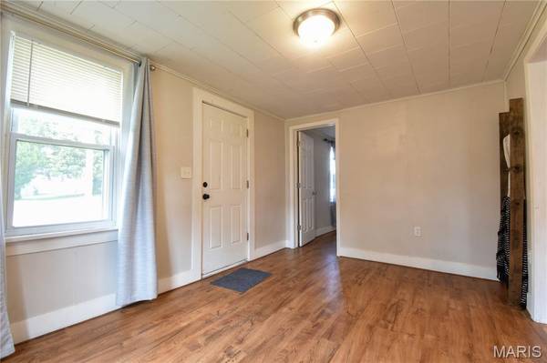 1109 W Corbin ST, Bethalto, IL 62010