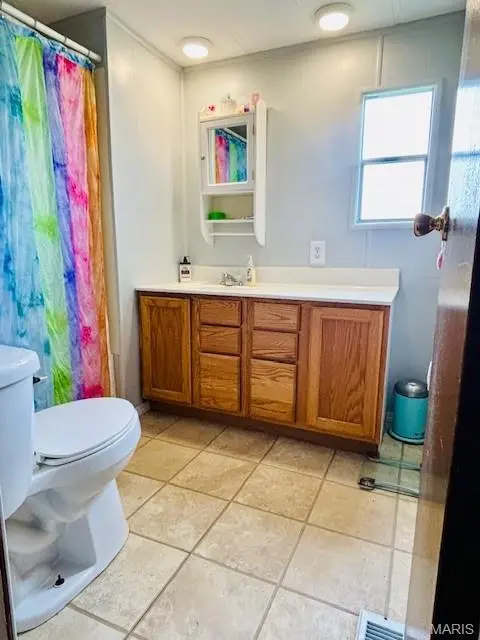 3405 Old Highway 100, Villa Ridge, MO 63089