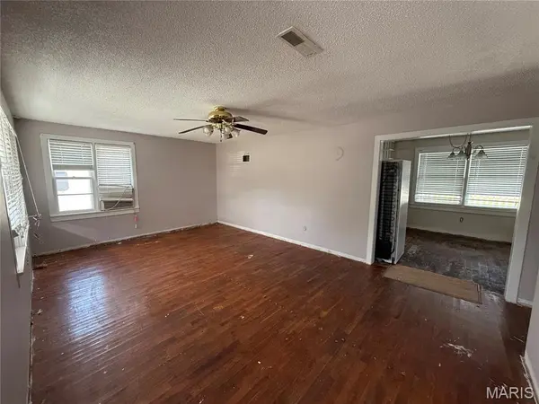 209 Maple ST, Dixon, MO 65459