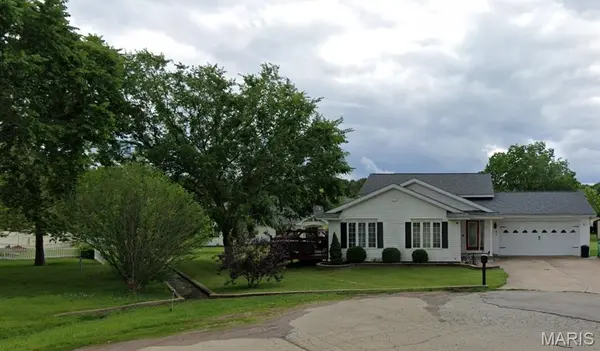 61 Dove CT, Farmington, MO 63640