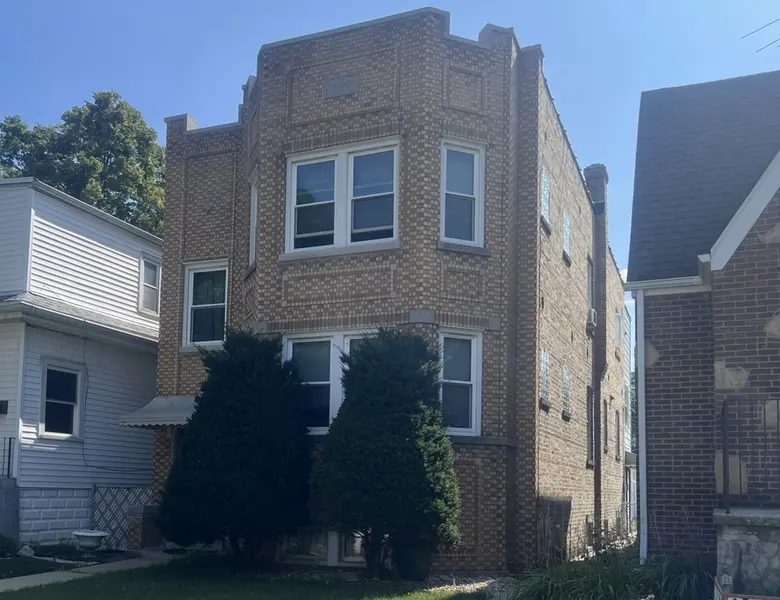 4855 N Mcvicker AVE, Chicago, IL 60630