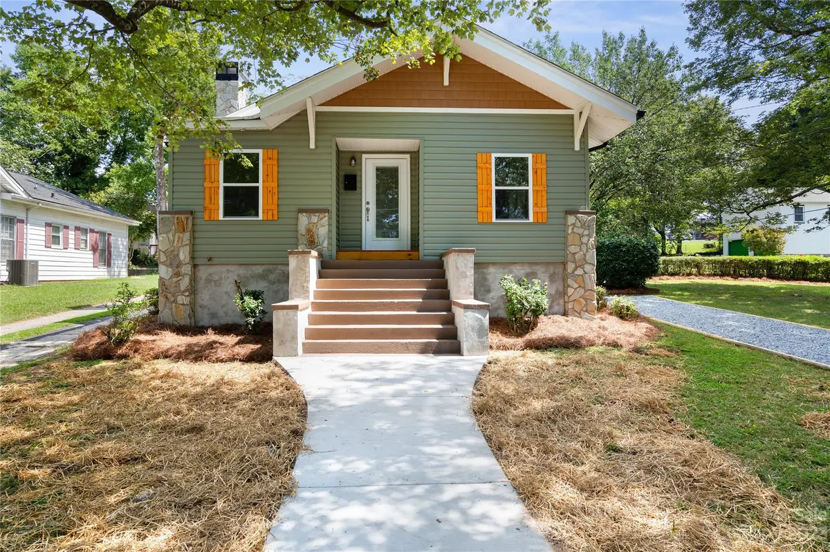 215 S Park ST, Asheboro, NC 27203