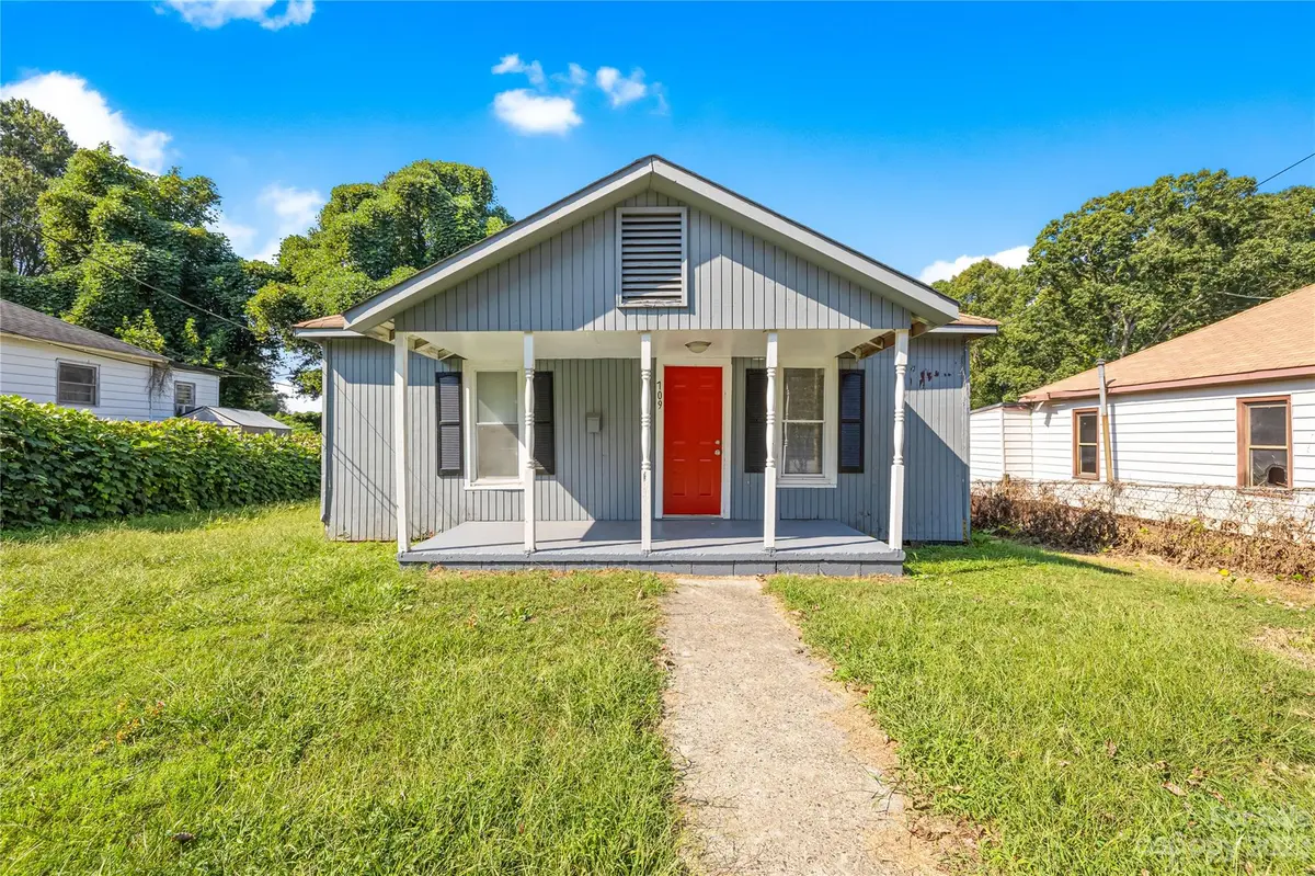709 Myrtle ST N, Gastonia, NC 28052
