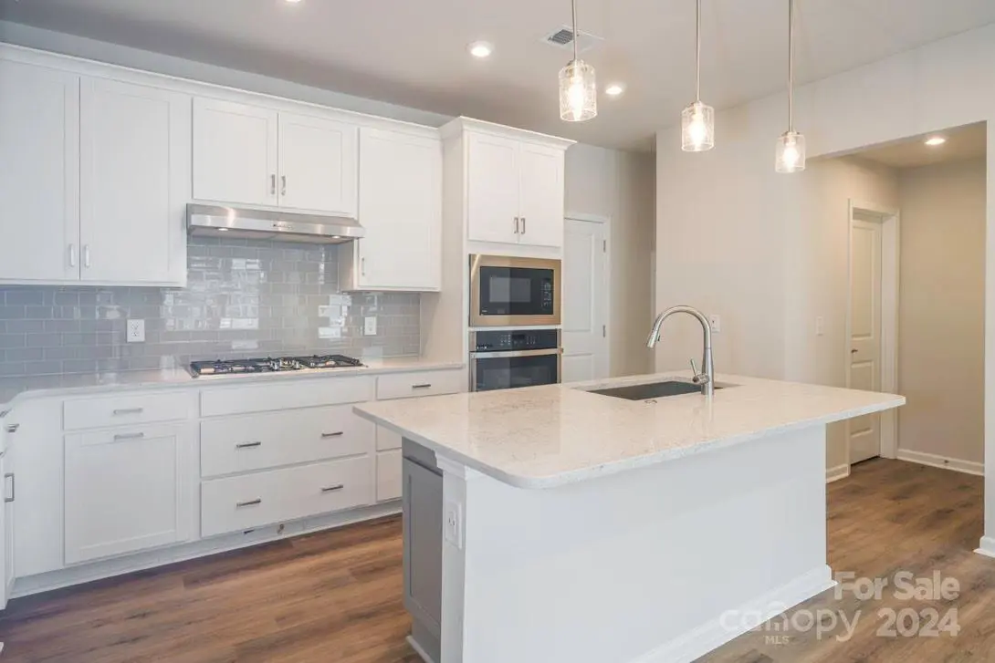 118-B Berkeley AVE, Mooresville, NC 28117