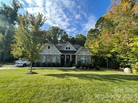 3720 Blue Sky DR, Denver, NC 28037