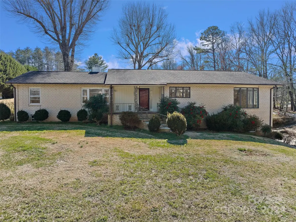 2851 E NC 10 HWY, Conover, NC 28613