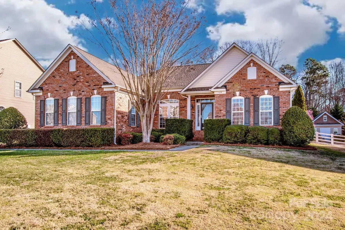 125 Bay Laurel DR, Mooresville, NC 28115
