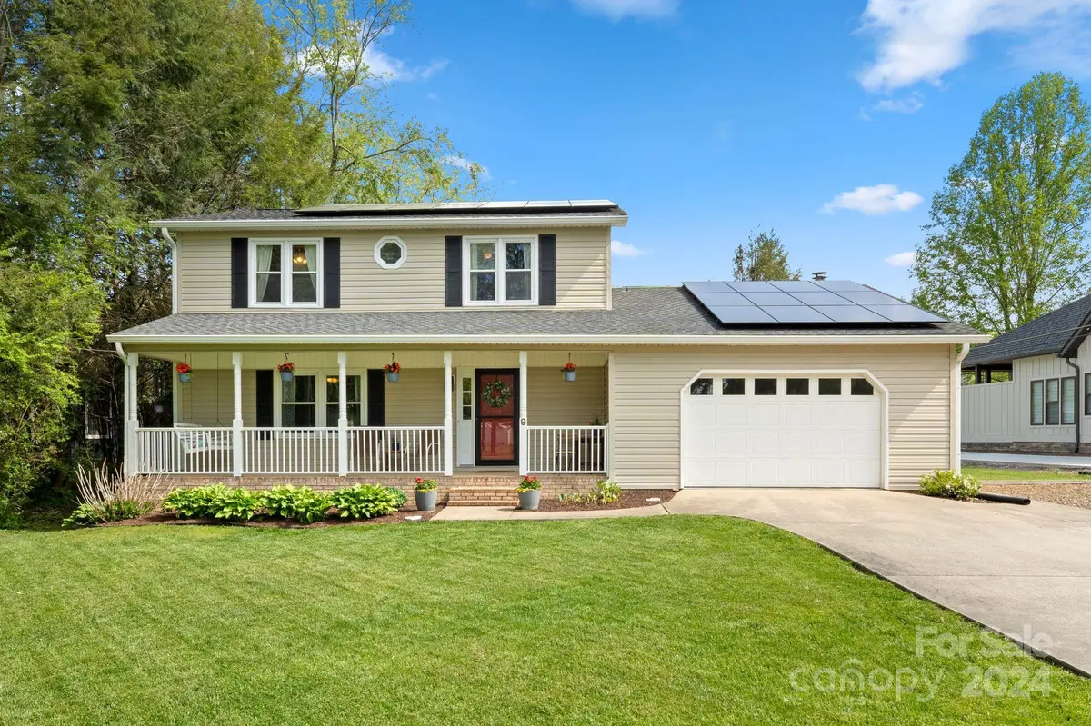9 Mountain View DR, Arden, NC 28704