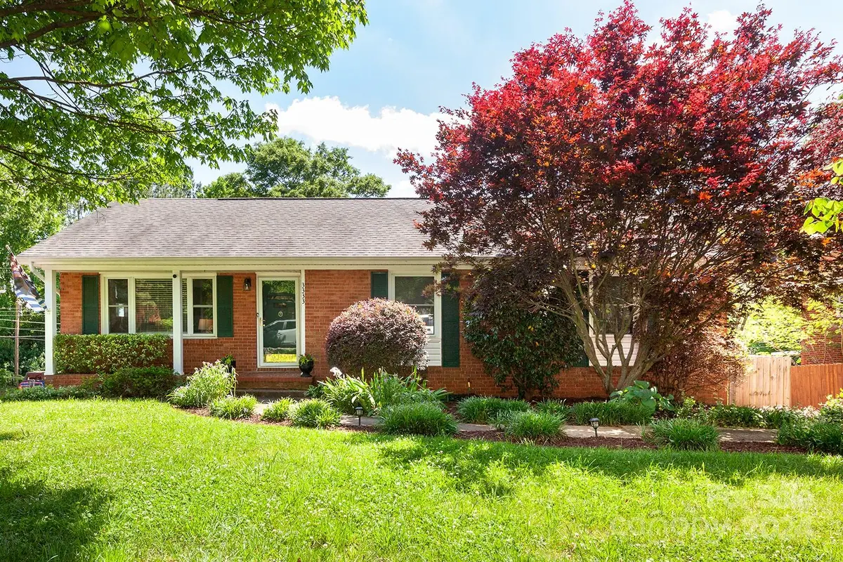 3333 Meredith AVE, Charlotte, NC 28208