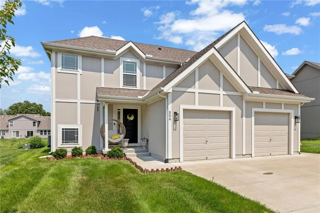 506 W Lawrence ST, Spring Hill, KS 66083