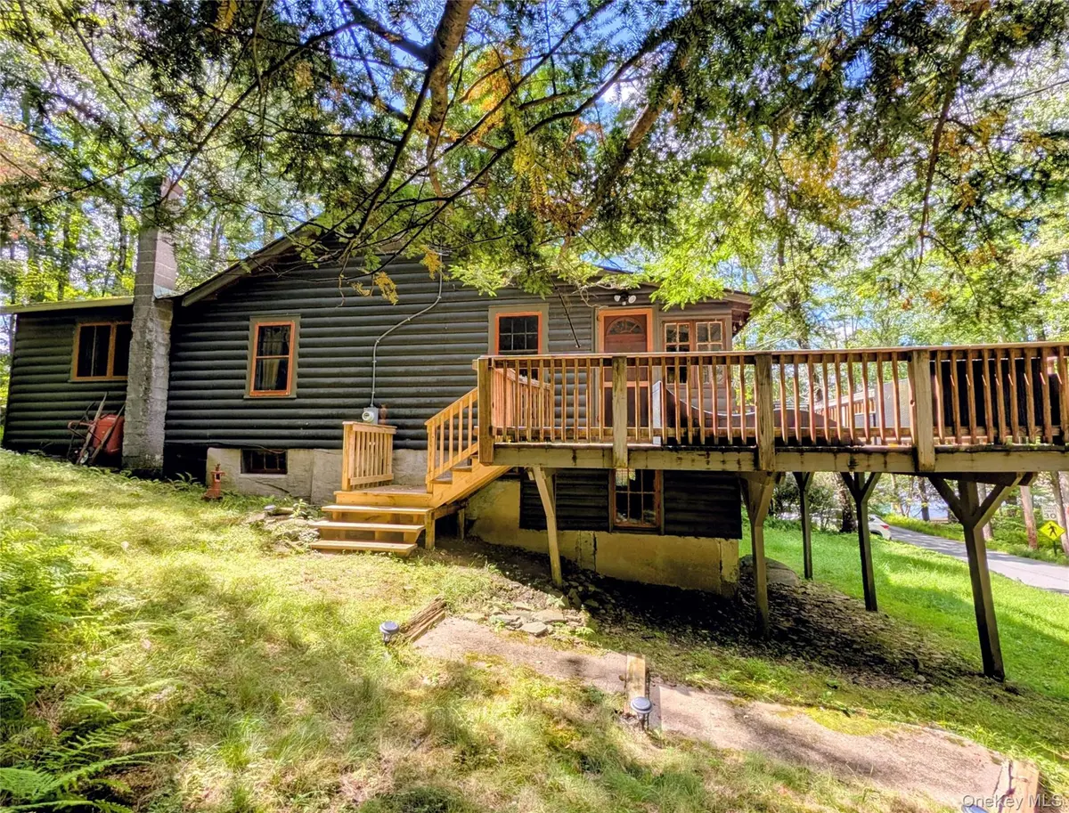 628 Lake Shore DR, Smallwood, NY 12778