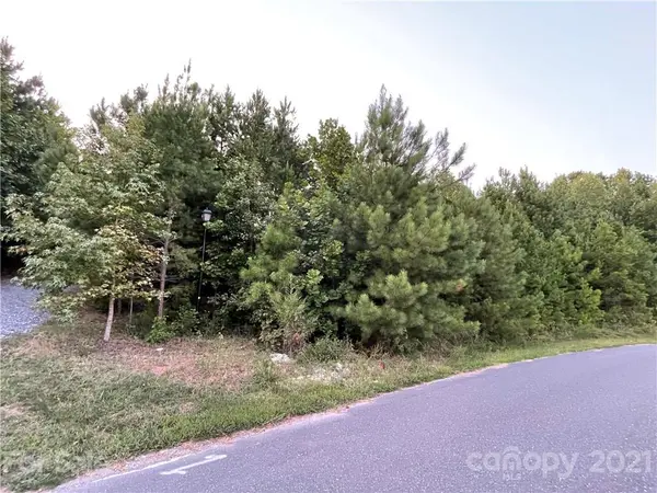 271 Scottish Highland RD, Clover, SC 29710