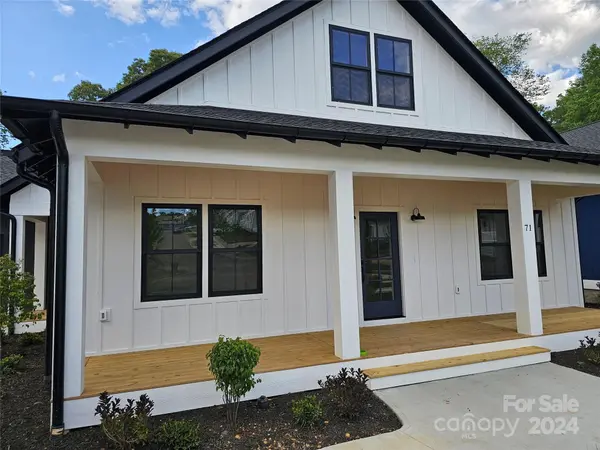 71 Hidden Pond LN #9, Brevard, NC 28712