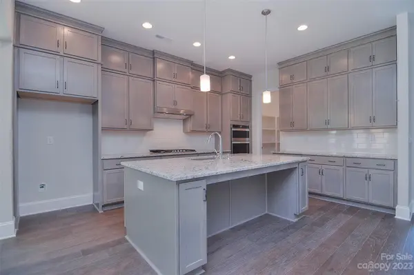 4147 Millstream RD, Denver, NC 28037