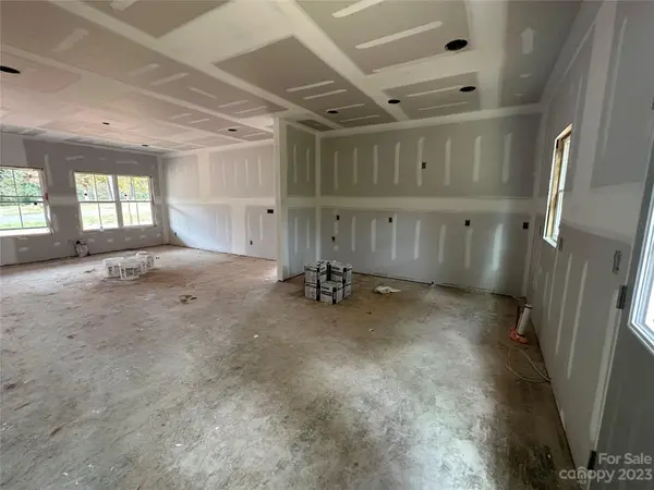 417 School ST, Rockwell, NC 28138