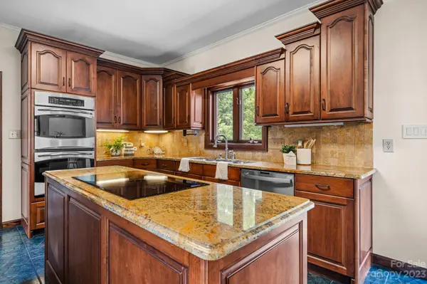 12305 Mayes RD, Huntersville, NC 28078