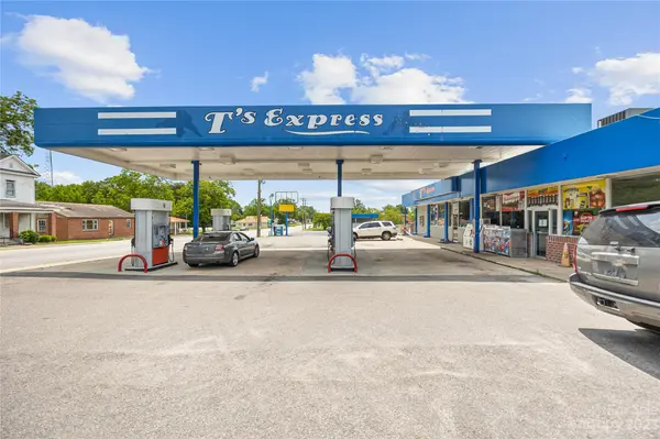 106 E Boyce ST, Manning, SC 29102