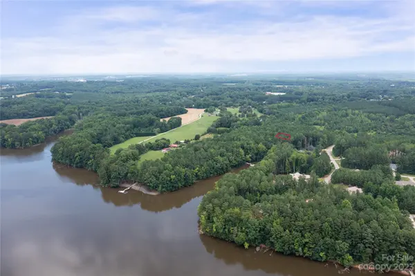 1433 Sunset Pointe DR, Salisbury, NC 28146