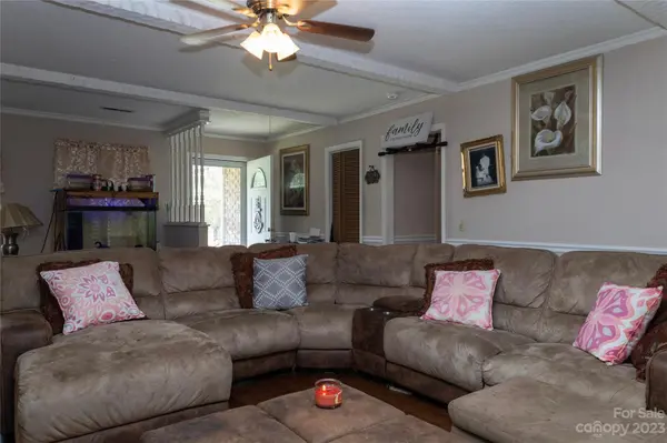 908 Trailmore CIR, Sumter, SC 29154