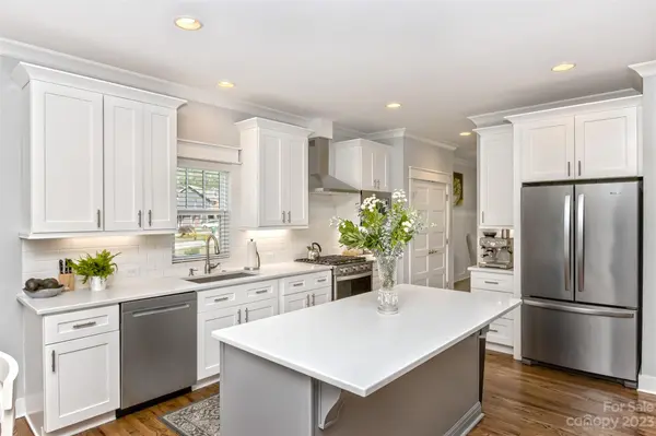 49 Jackson Meadow RD, Fletcher, NC 28732