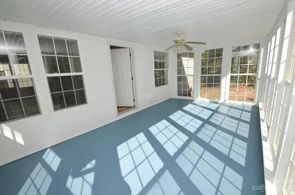 130 Bob Cook RD, Maiden, NC 28650