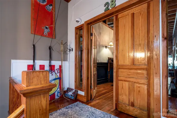 28 W Main ST, Brevard, NC 28712
