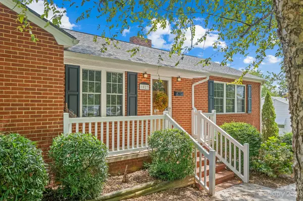 1027 Shamrock RD, Asheboro, NC 27203