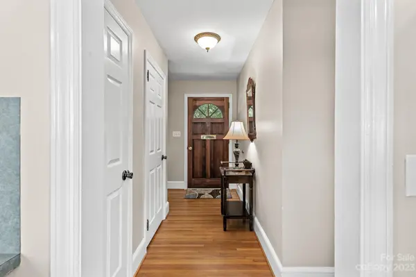 1027 Shamrock RD, Asheboro, NC 27203