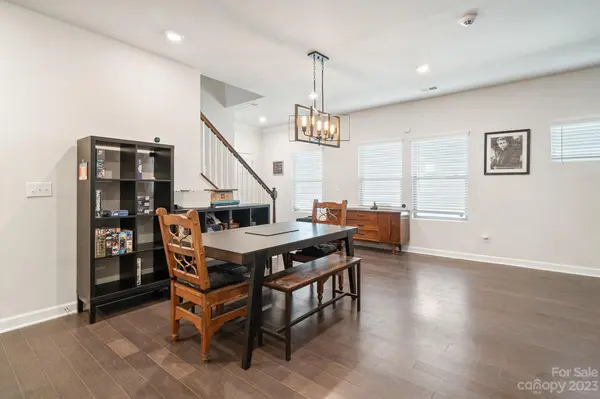 6804 Good News DR, Charlotte, NC 28215