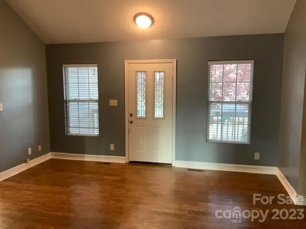 1111 Dixie Park AVE, Newton, NC 28658