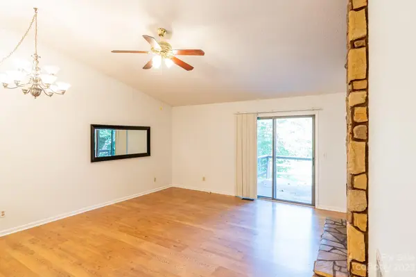 31 Unity CT, Etowah, NC 28729