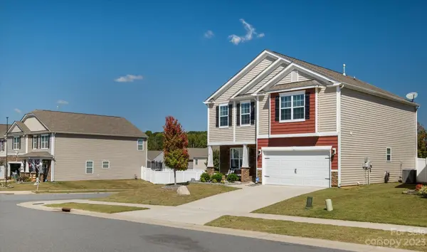 154 N Cromwell DR, Mooresville, NC 28115