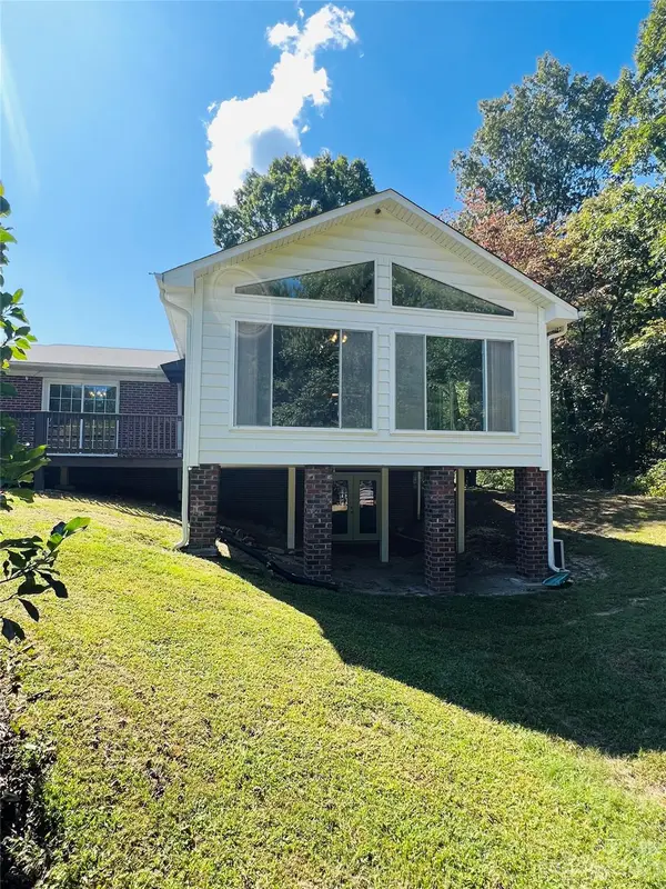 5271 Old NC 18 HWY, Connelly Springs, NC 28612