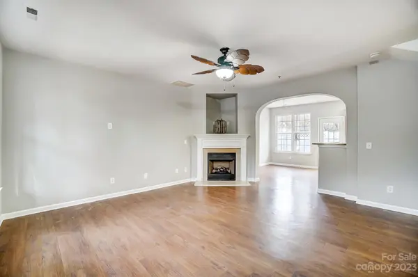 5045 Sunset Ridge CT, Charlotte, NC 28269