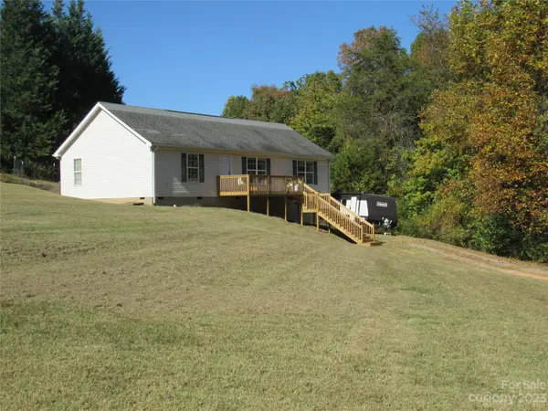 4116 Big Level RD, Mill Spring, NC 28756