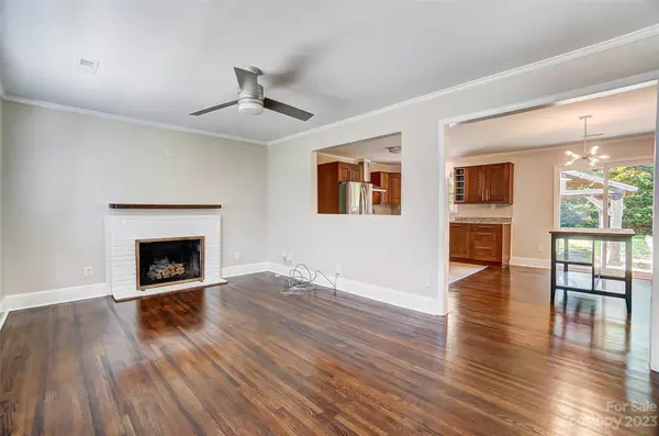 4061 Southgate DR, Charlotte, NC 28205